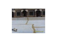 低價供應(yīng)針刺鈉基膨潤土防水毯 廠家指導(dǎo)施工，保障防水工程質(zhì)量